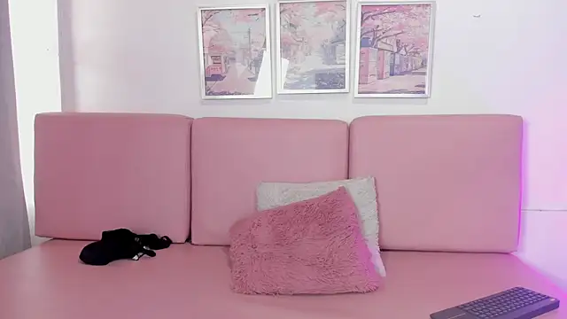 Pamela_SkinnySexy's cam snapshot