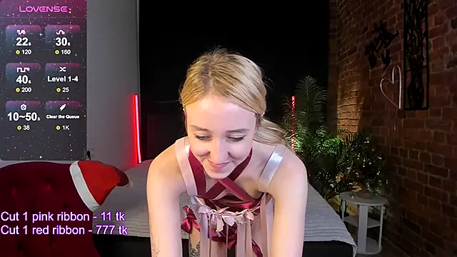 anora_baby's cam snapshot