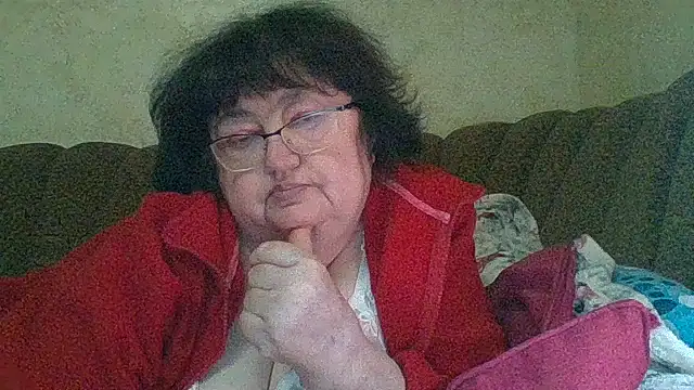 MilaSky5303's cam snapshot