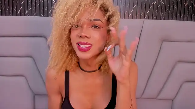 NaomiSteward live sex cam