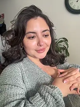 sukhakunis1 live sex cam