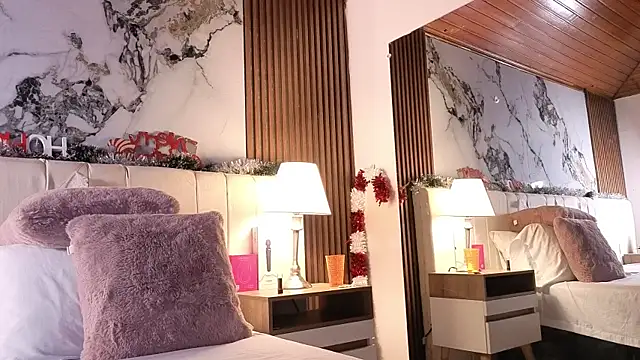 AmmyThompson__ live sex cam