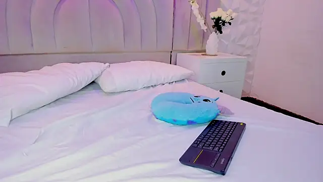 rebeca_brown_ live sex cam