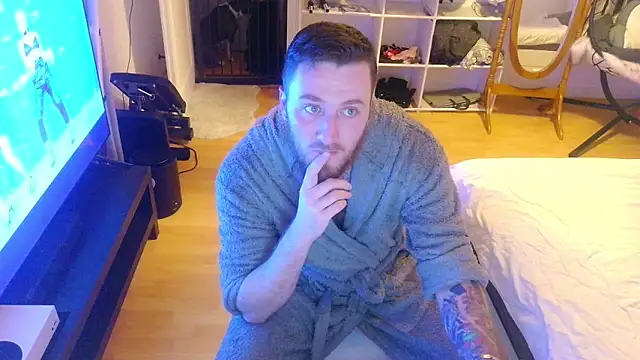 Keviios live sex cam