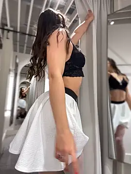 ICrazyOneIRL's cam snapshot