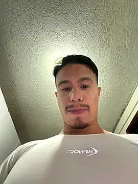 DominickVegas live sex cam