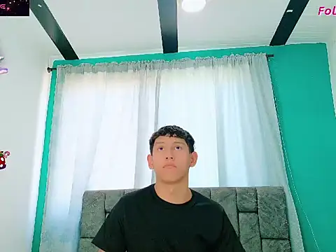 FelipeGonzalezz live sex cam