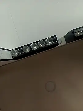 Valery__Rouse_'s cam snapshot