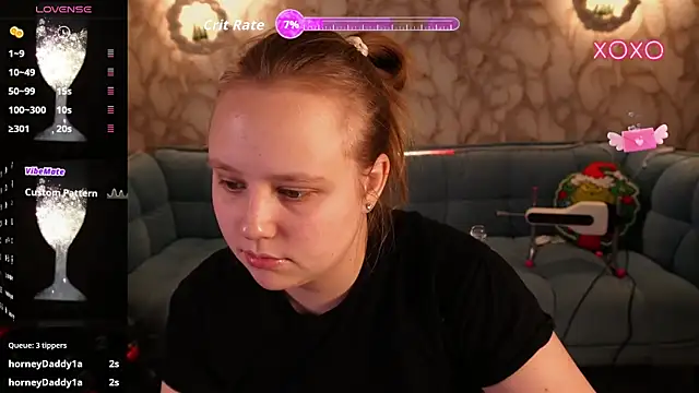 CrystallPaws live sex cam