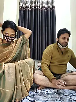 ITZ_GURU live sex cam