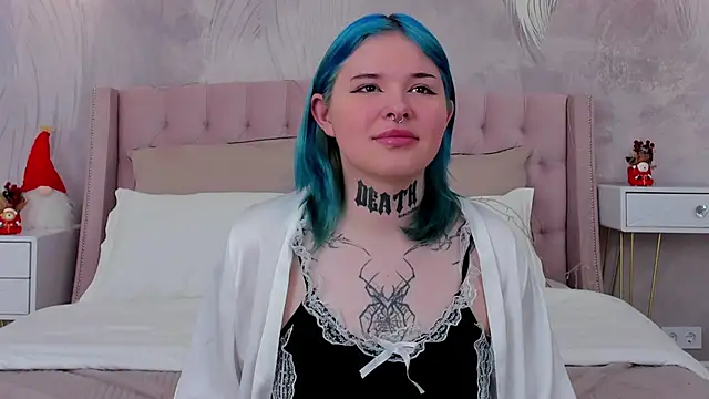 EmmaMalone's cam snapshot