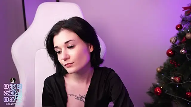 Lucy_Kitten's cam snapshot