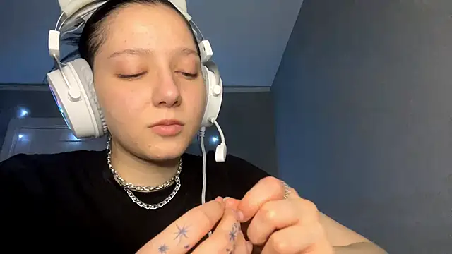 FaviolaHurl's cam snapshot