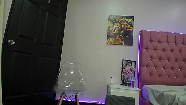 Kirra4u live sex cam