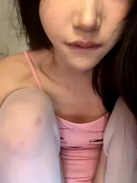 small_cake's cam snapshot