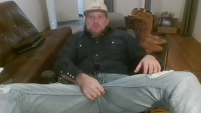 poundyouout69 live sex cam