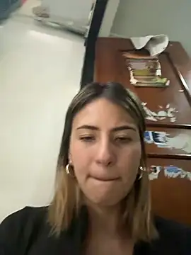 Andrea_19blonde live sex cam