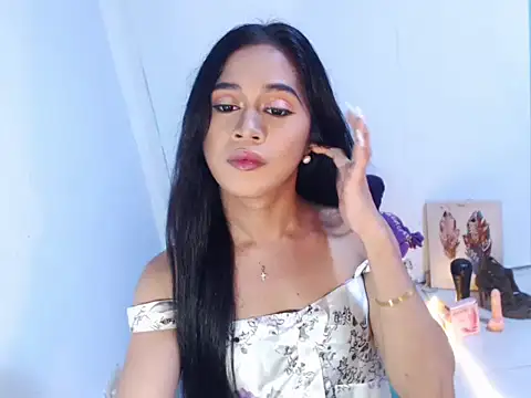 SerenityFoxx live sex cam