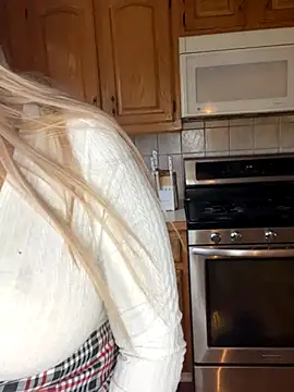 LittleMissEeve live sex cam