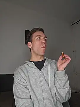 nickdtr23's cam snapshot