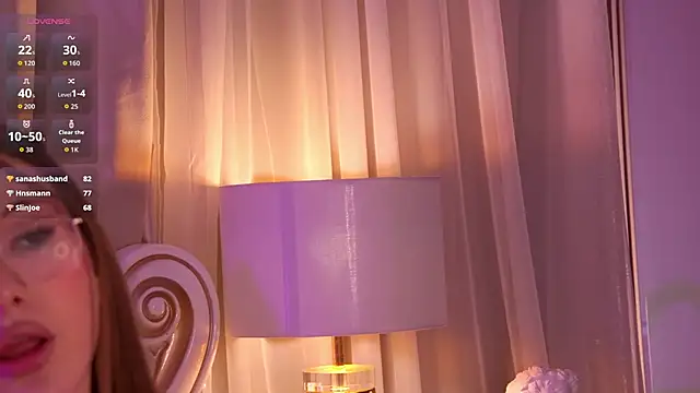 RemyLoon's cam snapshot