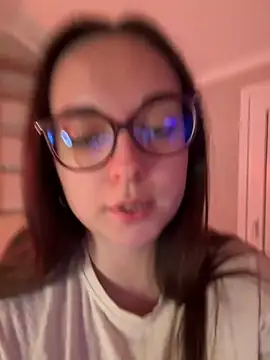 RussianGirls_'s cam snapshot