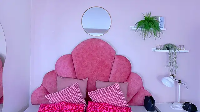 ChanelAdamss_'s cam snapshot