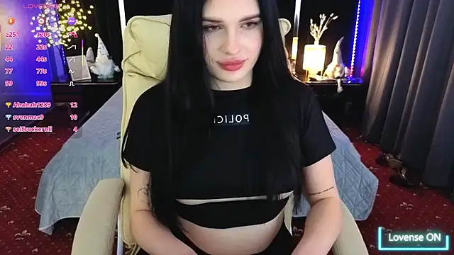 Neyla_Charm's cam snapshot