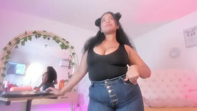 sharlot_evans_'s cam snapshot