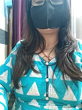 Aishwaryaa_69's cam snapshot