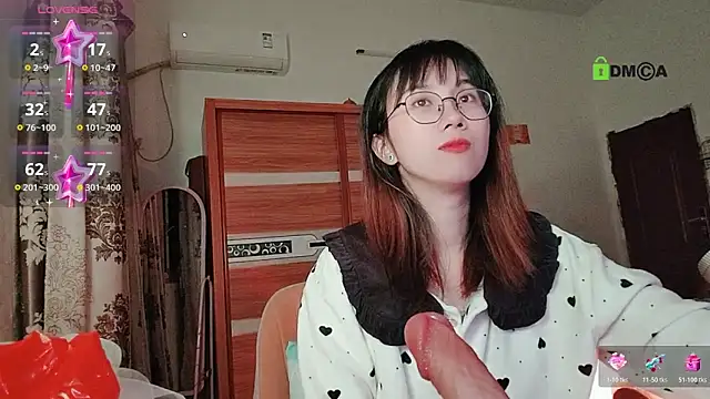 Lili_666 live sex cam