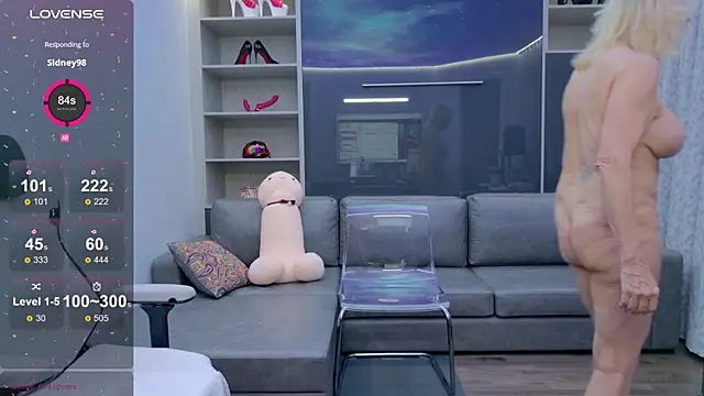 FitCougar live sex cam