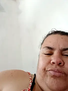 yaneth_'s cam snapshot