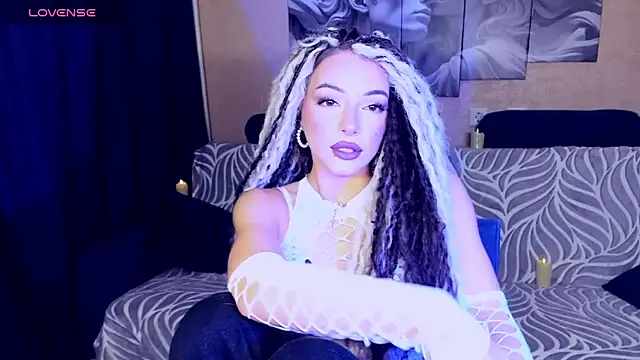 NoraCake's cam snapshot