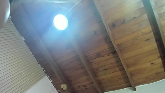 LaylaEmber's cam snapshot