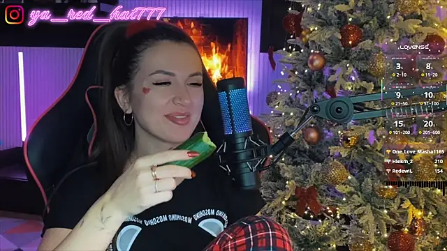 -RED_HAT-'s cam snapshot