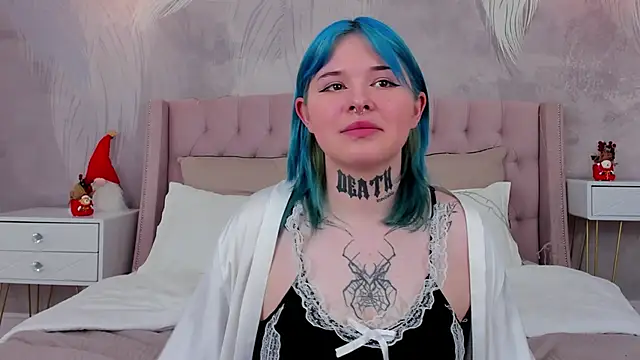 EmmaMalone's cam snapshot