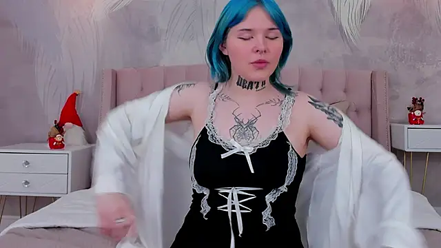 EmmaMalone's cam snapshot