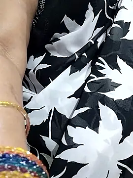 abinaya26's cam snapshot