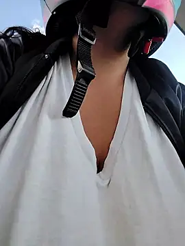 You-sexy-starr's cam snapshot