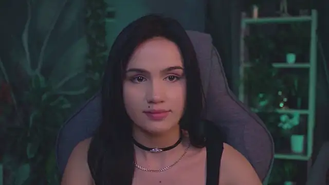 MonicaFarmer's cam snapshot