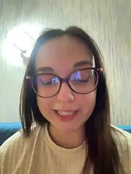 RussianGirls_'s cam snapshot