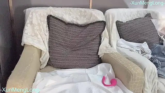 -XunMengLong-'s cam snapshot