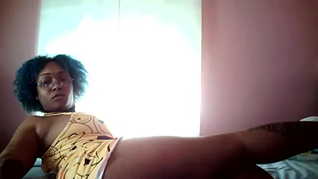 PiscesKitty's cam snapshot