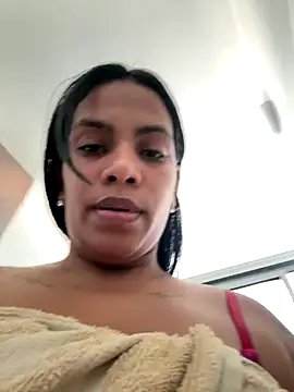 ArielleMillerr-'s cam snapshot