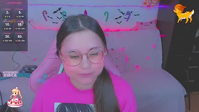 Lolisuccub's cam snapshot