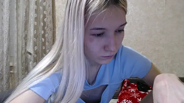 Alisa_Bergg's cam snapshot