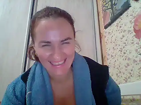 MilfALENKA's cam snapshot