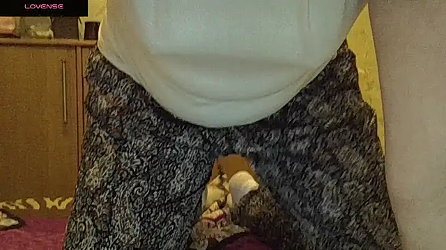 WildLady30's cam snapshot