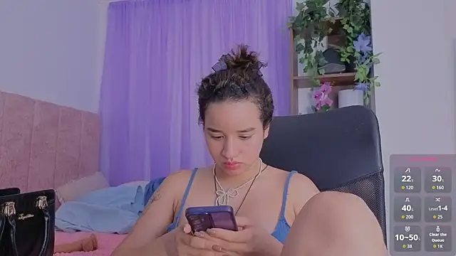 emilyrouxe live sex cam